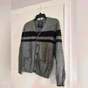 American Eagle. Athletic fit. Preppy cardigan. Heather gray and black. Sz:S